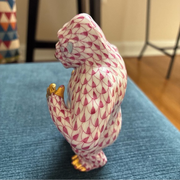 Herend gorilla fishnet raspberry pink 5463 - Picture 2 of 7